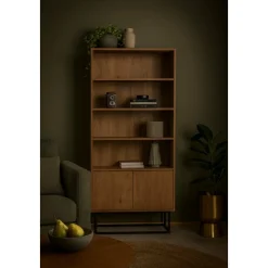 Bokhylla i valnöt - Reale