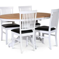 Fitchburg matgrupp; runt matbord 106 /141 cm - Vit / oljad ek med 4 st Fårö stolar med sits i svart PU