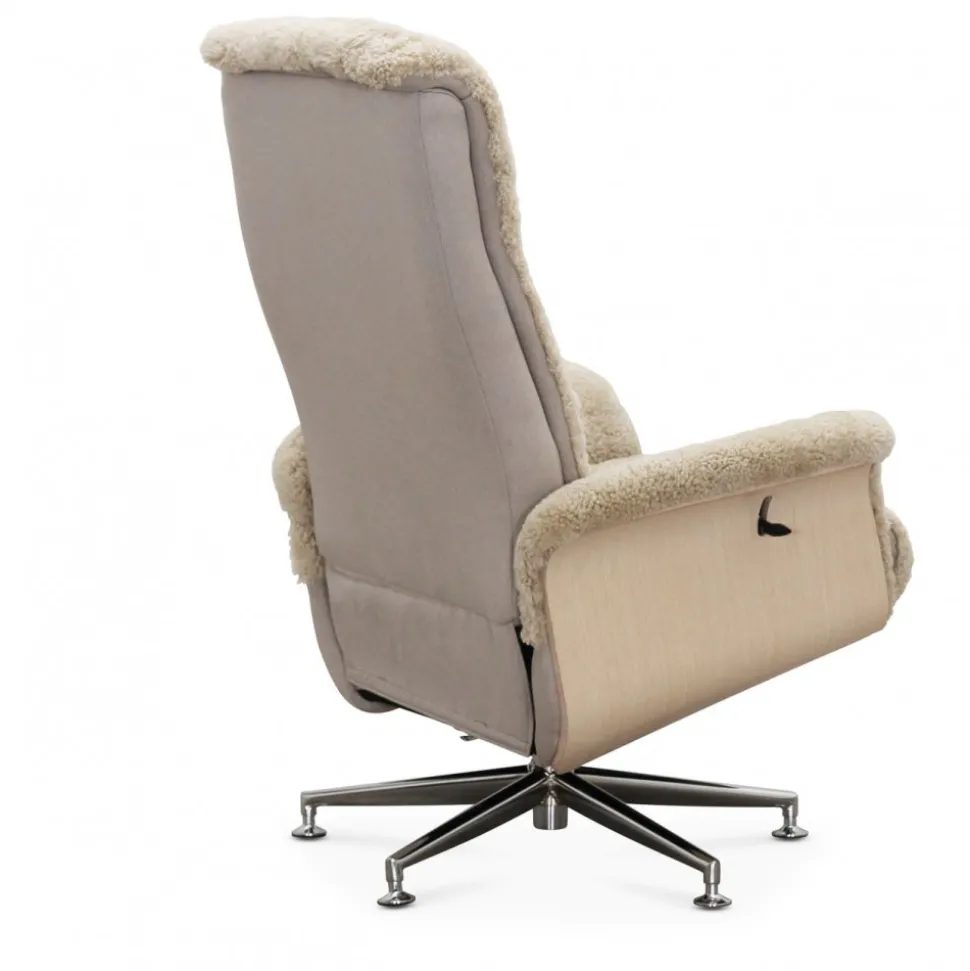 Fårskinnsfåtölj med fotpall beige / whitewash - Ulla + Fläckborttagare för möbler