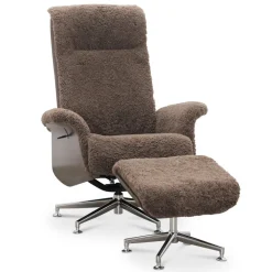 Fårskinnsfåtölj med fotpall - ek/brun - Ulla + Textilrengöring för möbler