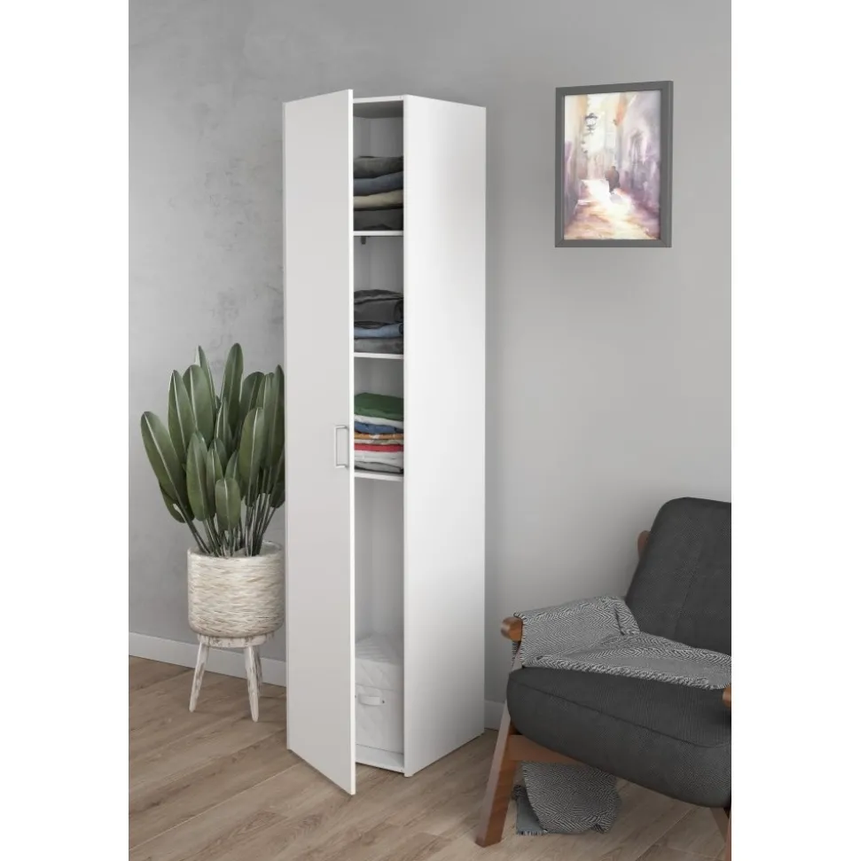 Garderob vit 40 cm bred och 175 cm hög + Möbeltassar