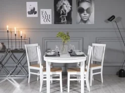 Gåsö matgrupp: Bord 160/210 cm inklusive 4 Fårö stolar - Ek/vit + 3.00 x Möbeltassar