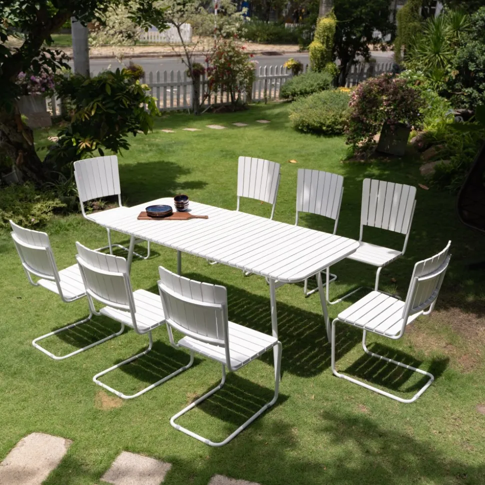 Holmsund matgrupp; bord 180x80 cm med 8 st stolar - vit