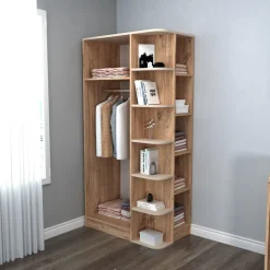 Luses garderob - Furu/beige