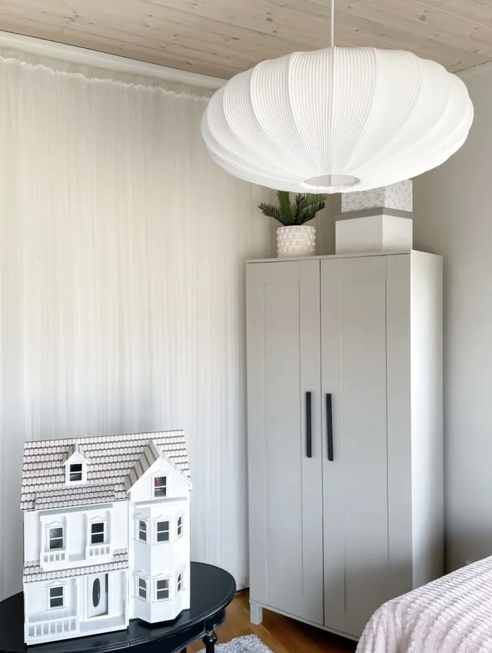 Mamsell taklampa - Vit