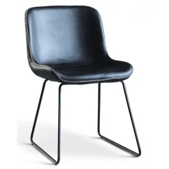 Matgrupp; bord 180x90 cm mörkbrun ek med 6 st stolar + 4.00 x Möbeltassar