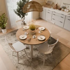 Matgrupp: Dalarös runt matbord vit / oljad ek inklusive 4 st Karl pinnstolar + 4.00 x Stolsdyna