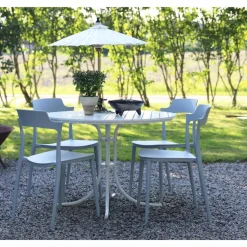 Matgrupp Holmsund: Runt vitt bord inklusive 4 st Abbe stolar stapelbara