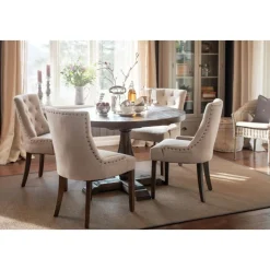 Matgrupp: Lamier matbord runt + 4 st Tuva beige stolar + 3.00 x Möbeltassar