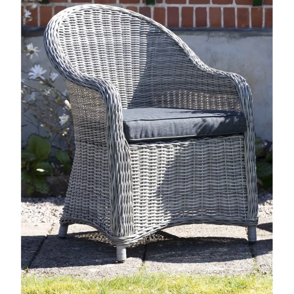 Matgrupp Mercury: Oxford bord inklusive 6 st Mercury fåtöljer i konstrotting + Fläckborttagare för möbler