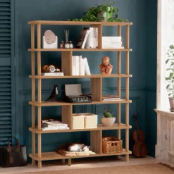 Meta bokhylla - Furu