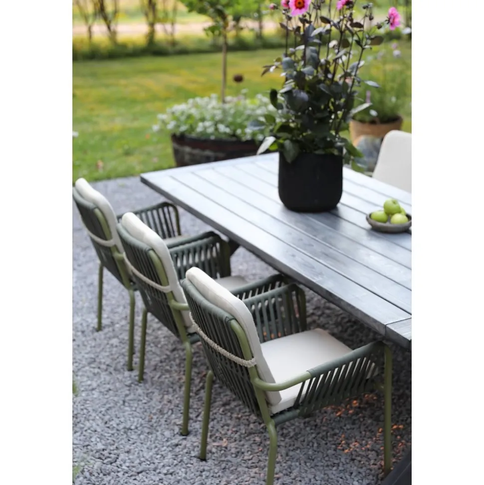 Oxford utematgrupp; bord 220x100 cm inkl 6 st Lincoln stapelbara karmstolar grön/beige