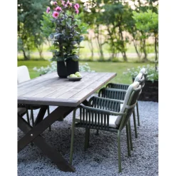 Oxford utematgrupp; brunsyrat bord 220 cm inkl 6 st Lincoln stapelbara karmstolar grön/beige