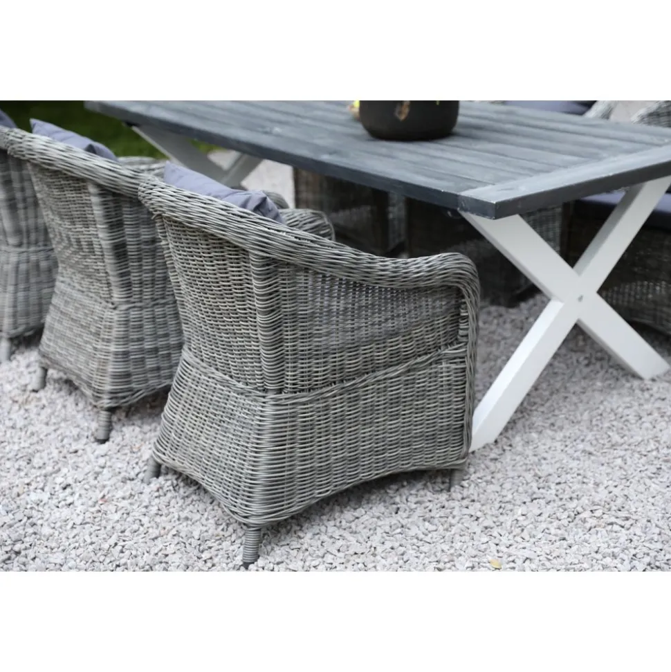 Oxford utematgrupp; grå/vit bord 220 cm inkl 6 st Mercury fåtöljer grå konstrotting