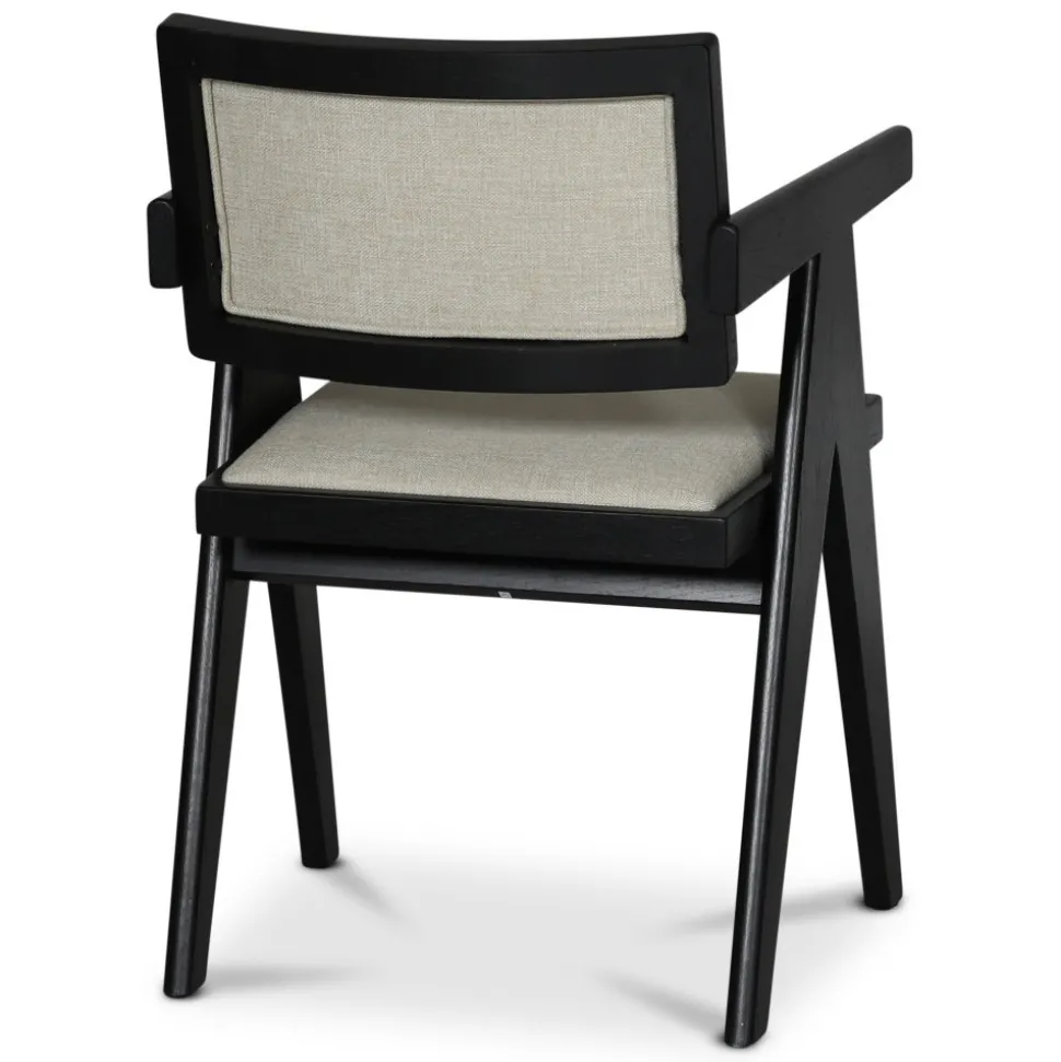 Sara karmstol i svartbetsad ek och linneklädsel + Möbeltassar