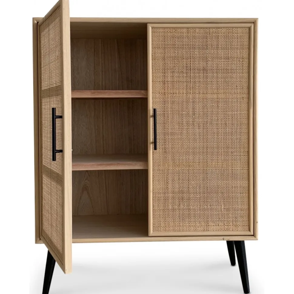 Skåp i rotting med svarta handtag - React