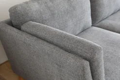 Soffa med divan grått tyg - 260 cm bred