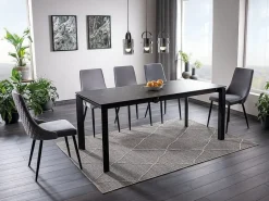 Stol grå med svarta ben