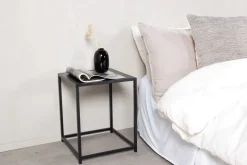 Träne sidobord - Svart