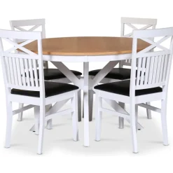 Tromsö matgrupp; runt matbord 120 cm - Vit / oljad ek med 4 st Fårö stolar med kryss i rygg, sits i svart PU + 3.00 x Möbeltassar