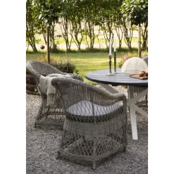 Utefåtölj grå/rotting - Marbella + Textilskydd för utemöbler