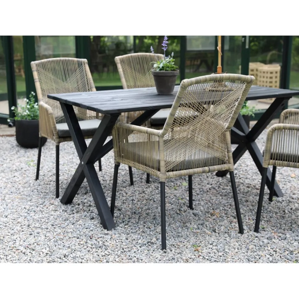 Utematgrupp; matbord med 4 st Ystad karmstolar - Svart/Beige