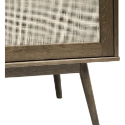 Yuma skänk i smoked oak med rotting detaljer, skjutdörrar